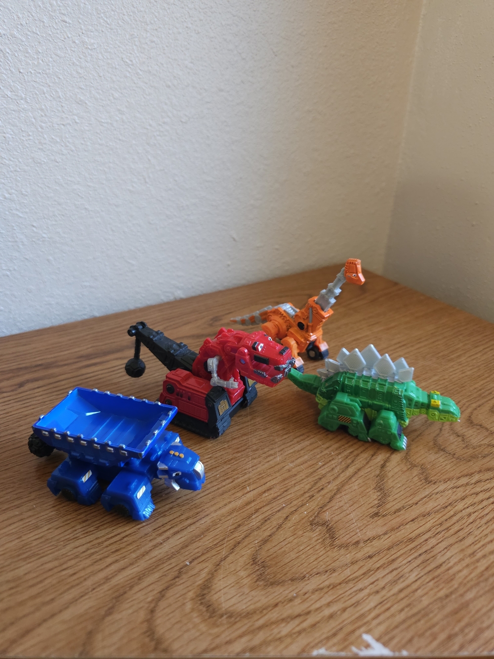 Dinotrux Diecast Vehicles Lot Of 4 Bkue Orange Green Red 2015 Dreamworks